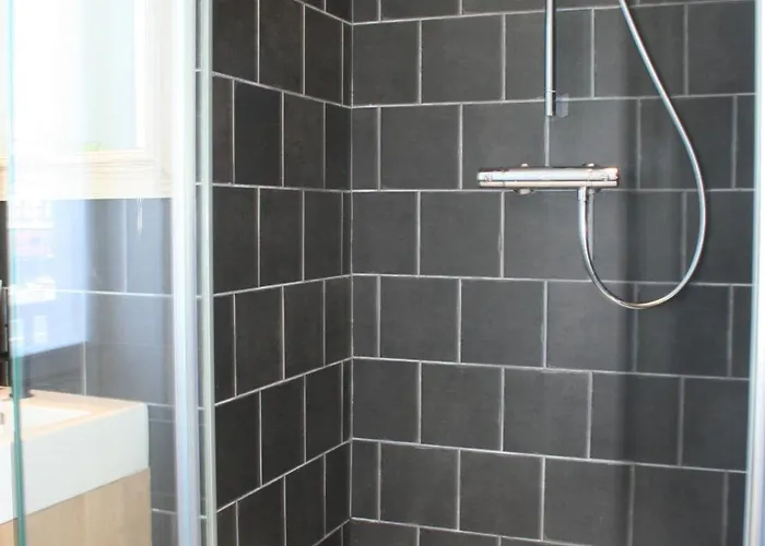 De Torre 2 دي هان